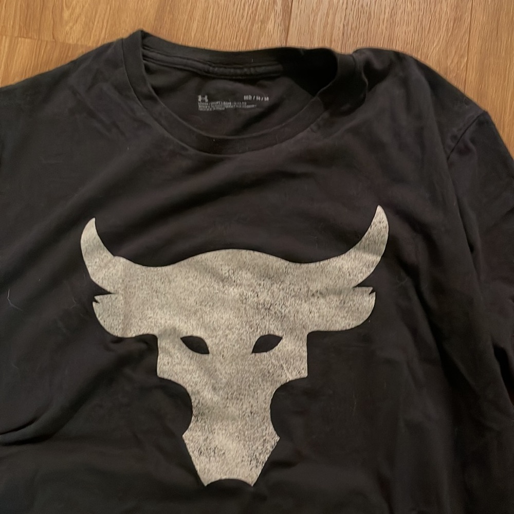 Project rock tee